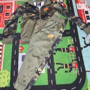 Camo Nike Track set 3T
